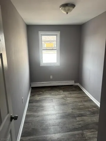 $1,875 | 73 Florida Street, Unit 2B, Elizabeth Port, NJ 07206