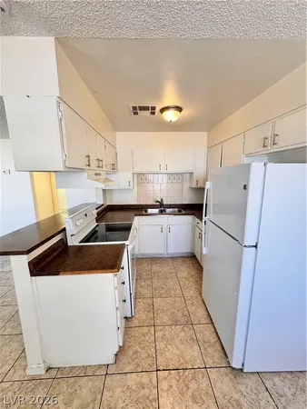 $1,254 | 3356 Sylvia Street, Unit 2, Las Vegas, NV 89121