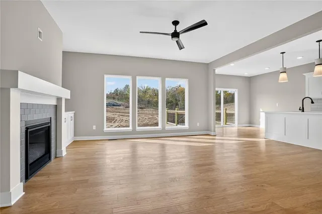 $454,999 | 16231 Giorgia Street, Parkville, MO 64152