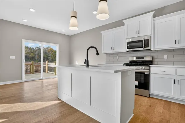 $454,999 | 16231 Giorgia Street, Parkville, MO 64152