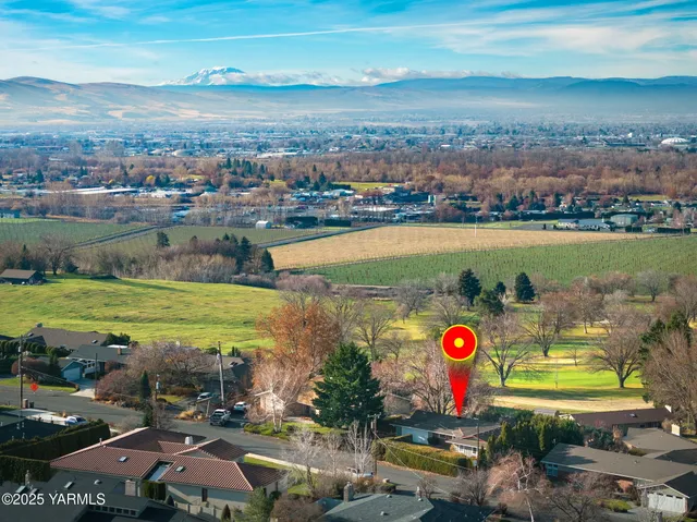 $525,000 | 620 Country Club Drive, Yakima, WA 98901
