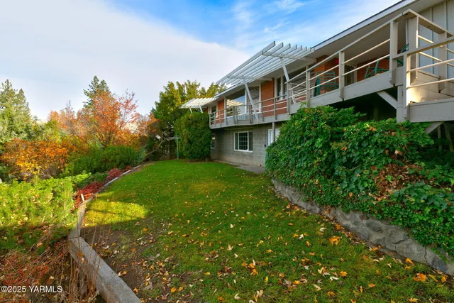 $515,000 | 620 Country Club Drive, Yakima, WA 98901