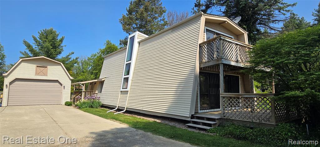 3825 Thomas Road Oxford, MI 48371 - Photo 2 of 40 Gallery Image 2