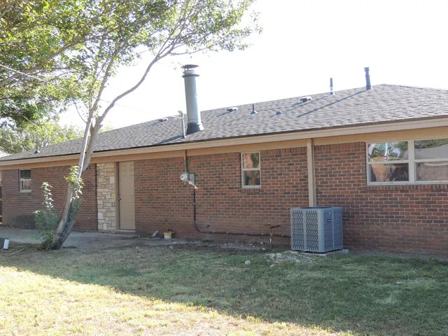 $245,000 | 137 Greenwood Street, Hereford, TX 79045