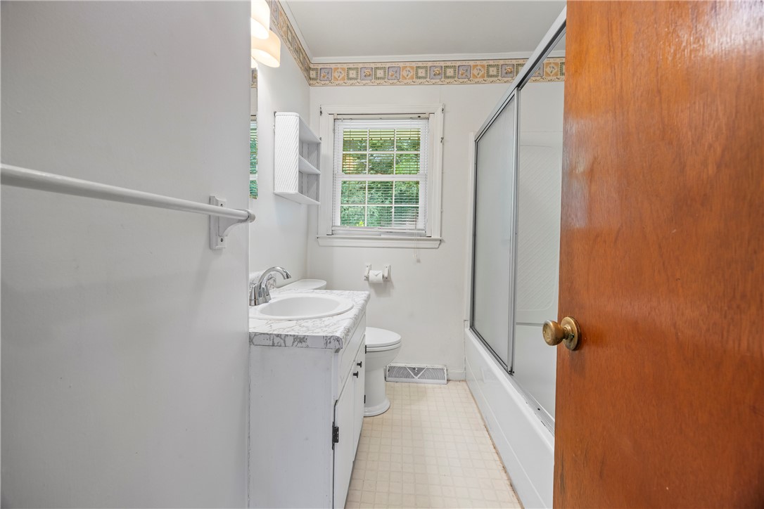104 Henry Avenue Seneca, SC 29678 - Photo 24 of 50