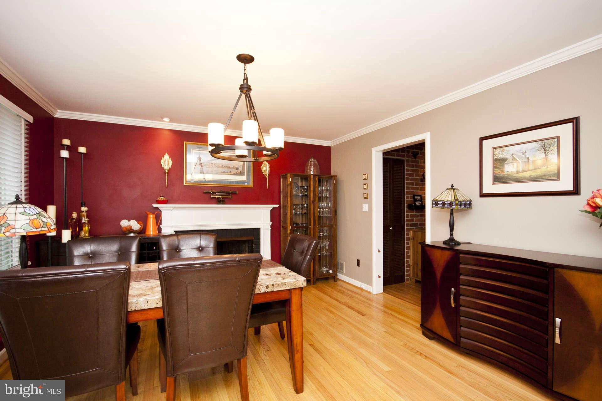 12615 Bluhill Road Silver Spring, MD 20906 - Photo 4 of 30 Dining Room