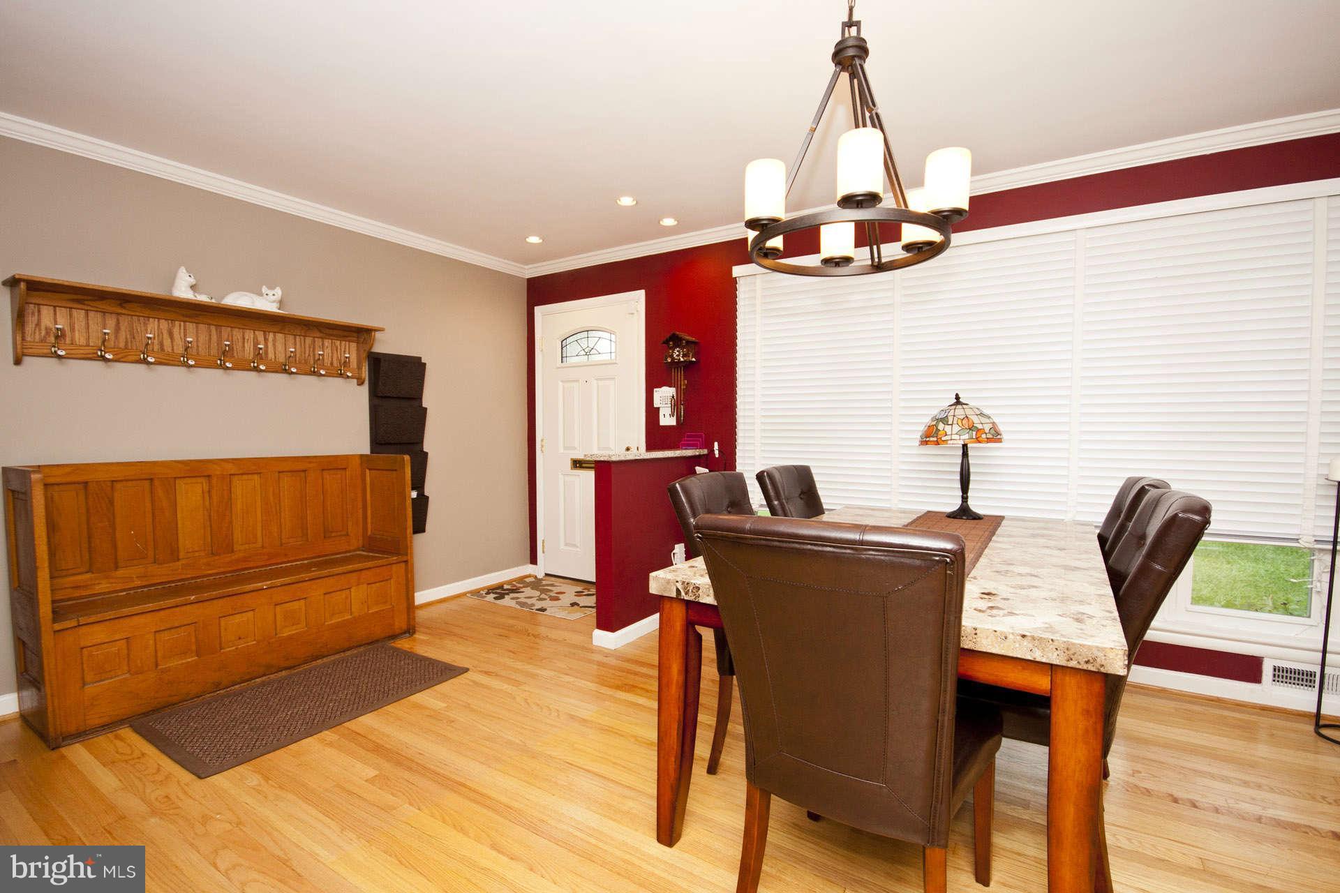 12615 Bluhill Road Silver Spring, MD 20906 - Photo 5 of 30 Dining Room