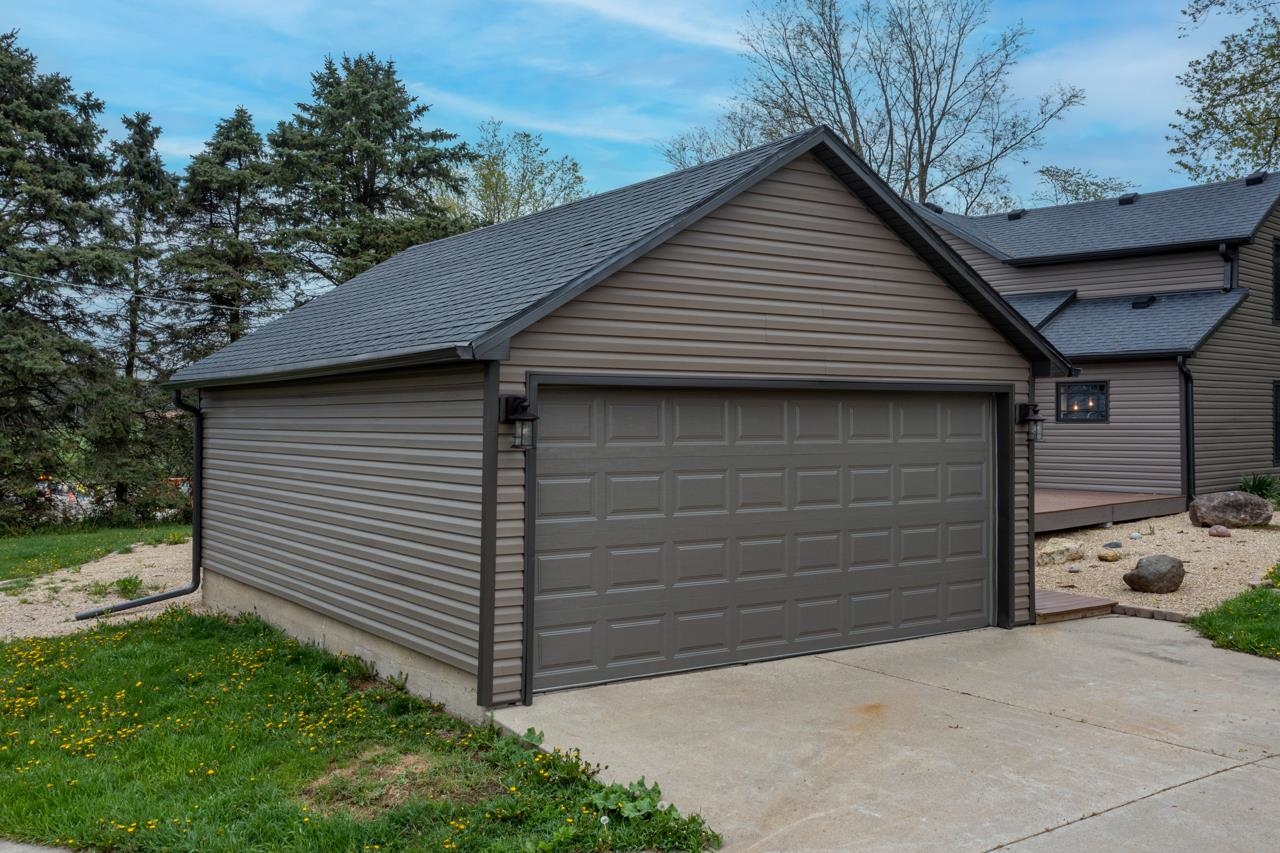 1152 West Buckeye Road Freeport, IL 61032 - Photo 3 of 31 Gallery Image 3