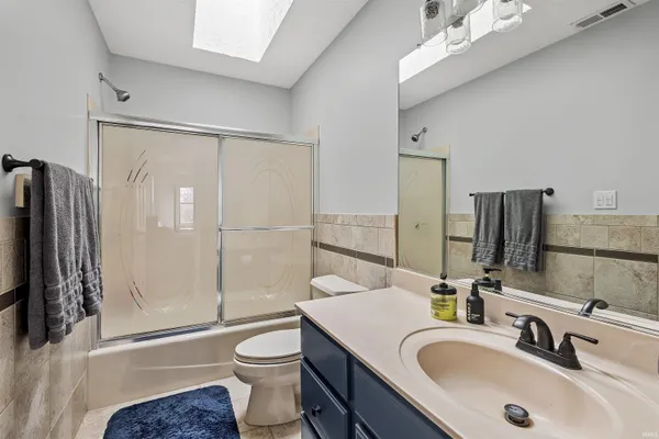 $874,900 | 3016 South Brentwood Place, Monticello, IN 47960