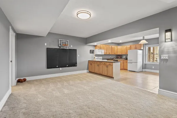 $874,900 | 3016 South Brentwood Place, Monticello, IN 47960