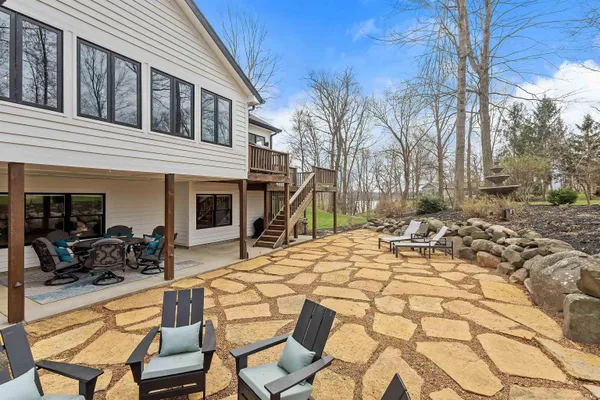 $874,900 | 3016 South Brentwood Place, Monticello, IN 47960