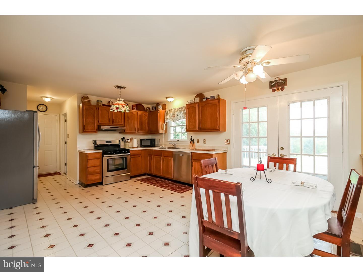 302 Blake Road Oxford, PA 19363 - Photo 5 of 25
