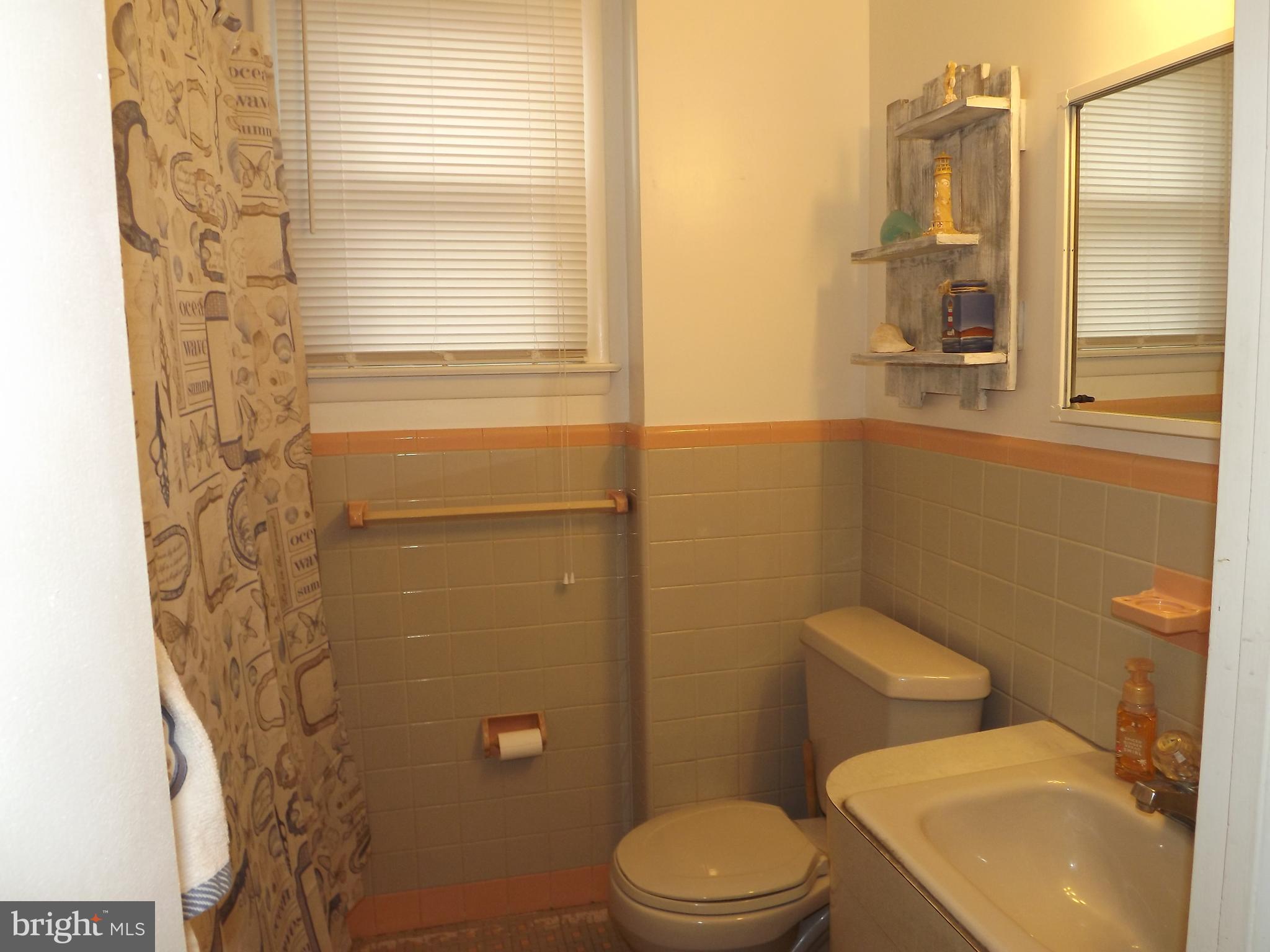 2132 Ripley Street Philadelphia, PA 19152 - Photo 14 of 24 Gallery Image 14