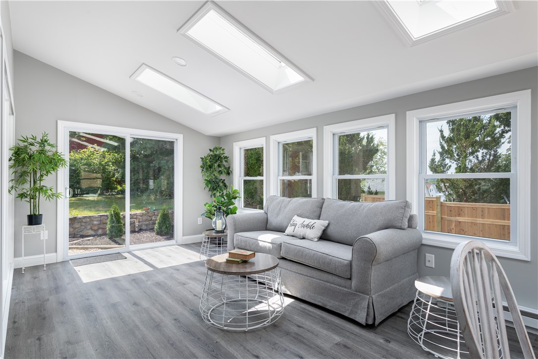 62 Summer Street Westerly, RI 02891 - Photo 11 of 40