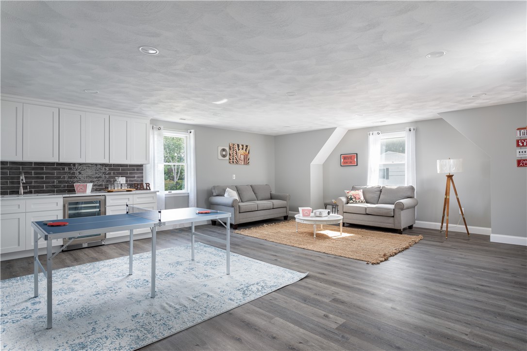 62 Summer Street Westerly, RI 02891 - Photo 14 of 40