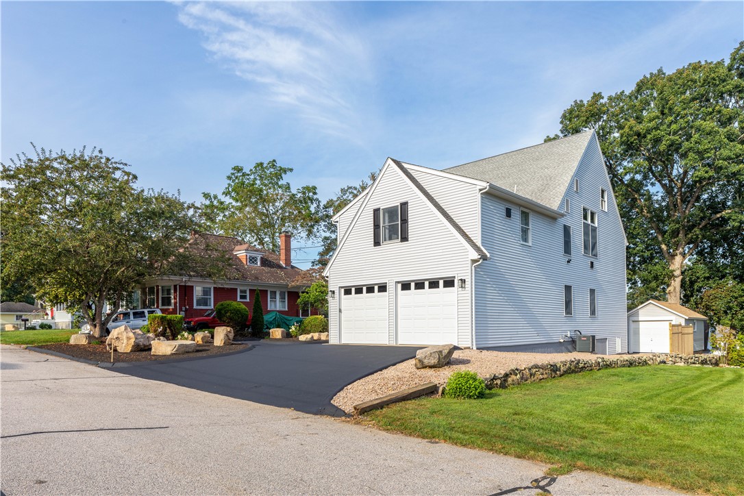 62 Summer Street Westerly, RI 02891 - Photo 35 of 40