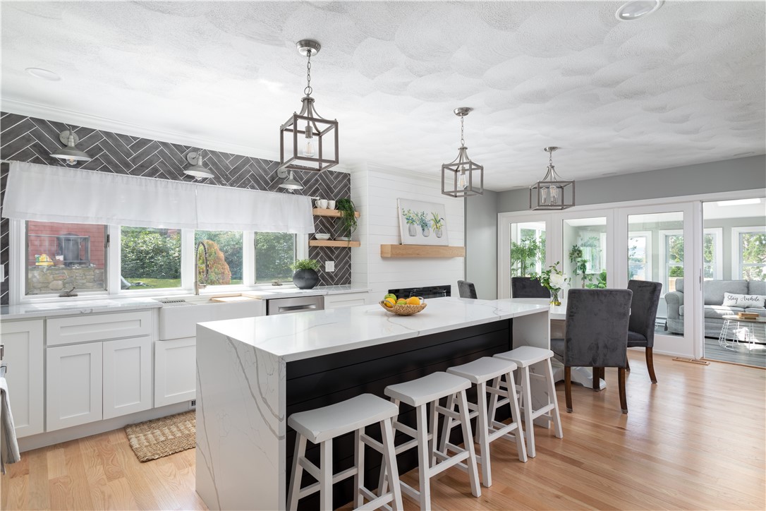 62 Summer Street Westerly, RI 02891 - Photo 4 of 40