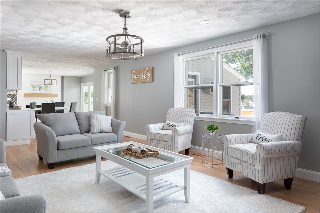 62 Summer Street Westerly, RI 02891 - Photo 8 of 40