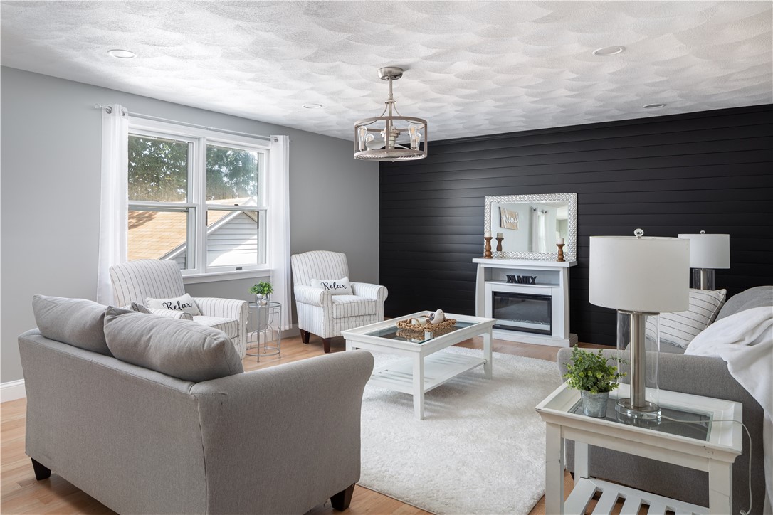 62 Summer Street Westerly, RI 02891 - Photo 9 of 40