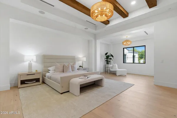 $8,999,677 | 6821 East Valley Vista Lane, Paradise Valley, AZ 85253