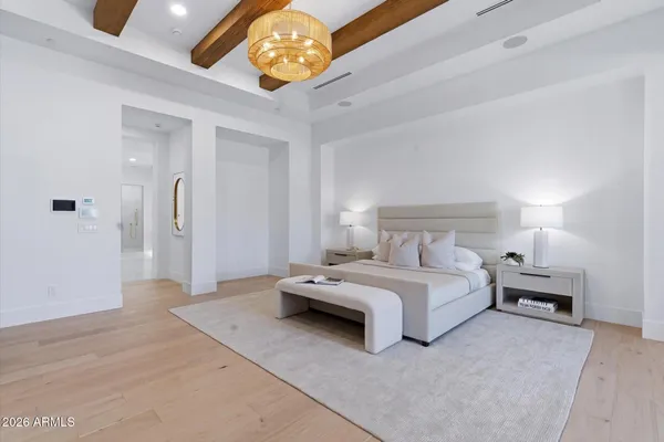 $8,999,677 | 6821 East Valley Vista Lane, Paradise Valley, AZ 85253