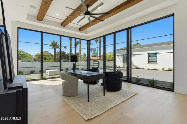 $8,999,677 | 6821 East Valley Vista Lane, Paradise Valley, AZ 85253