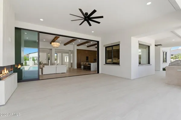 $8,999,677 | 6821 East Valley Vista Lane, Paradise Valley, AZ 85253