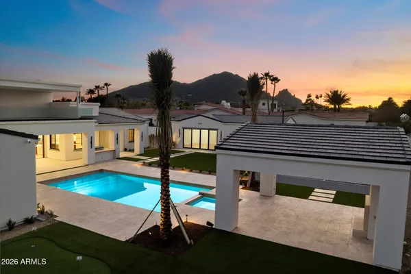 $8,999,677 | 6821 East Valley Vista Lane, Paradise Valley, AZ 85253