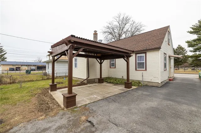 $149,900 | 2351 Dewey Avenue, Rochester, NY 14615