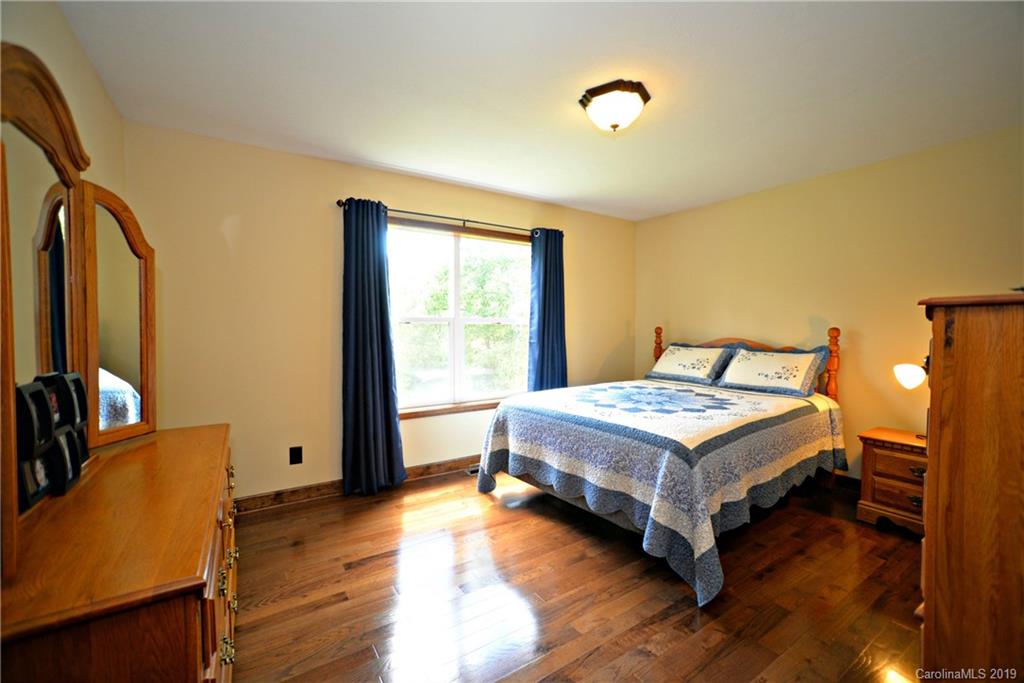 245 Becky's Lane Mill Spring, NC 28756 - Photo 15 of 30 Gallery Image 15