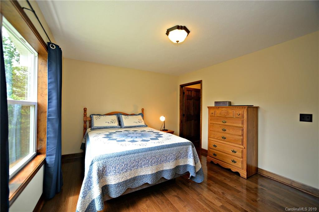 245 Becky's Lane Mill Spring, NC 28756 - Photo 16 of 30 Gallery Image 16