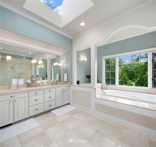 $2,530,000 | 5850 245th Place Northeast, Redmond, WA 98053