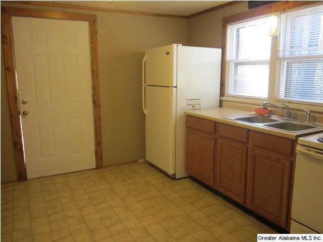 3780 Hilltop Road Southeast Bessemer, AL 35022 - Photo 18 of 27