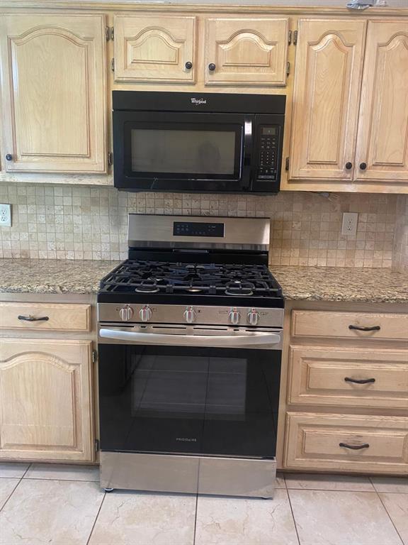 17804 Hillcrest Road Dallas, TX 75252 - Photo 14 of 18