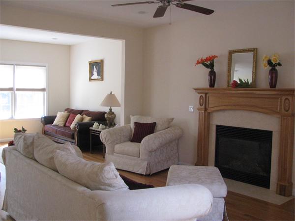 70 Barrington Drive Springfield, MA 01129 - Photo 3 of 30 Gallery Image 3