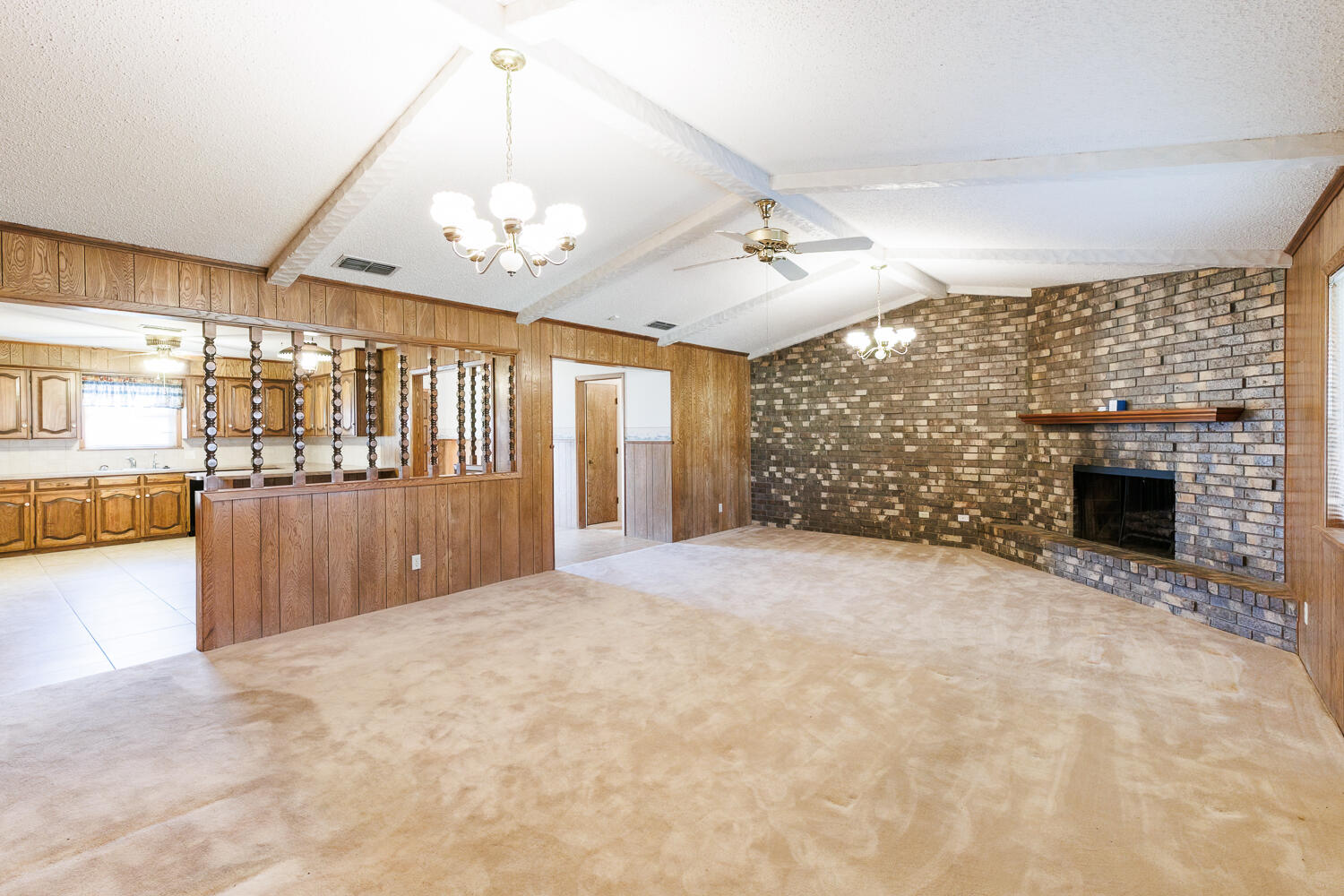 2018 Rice Drive Levelland, TX 79336 - Photo 5 of 43 .