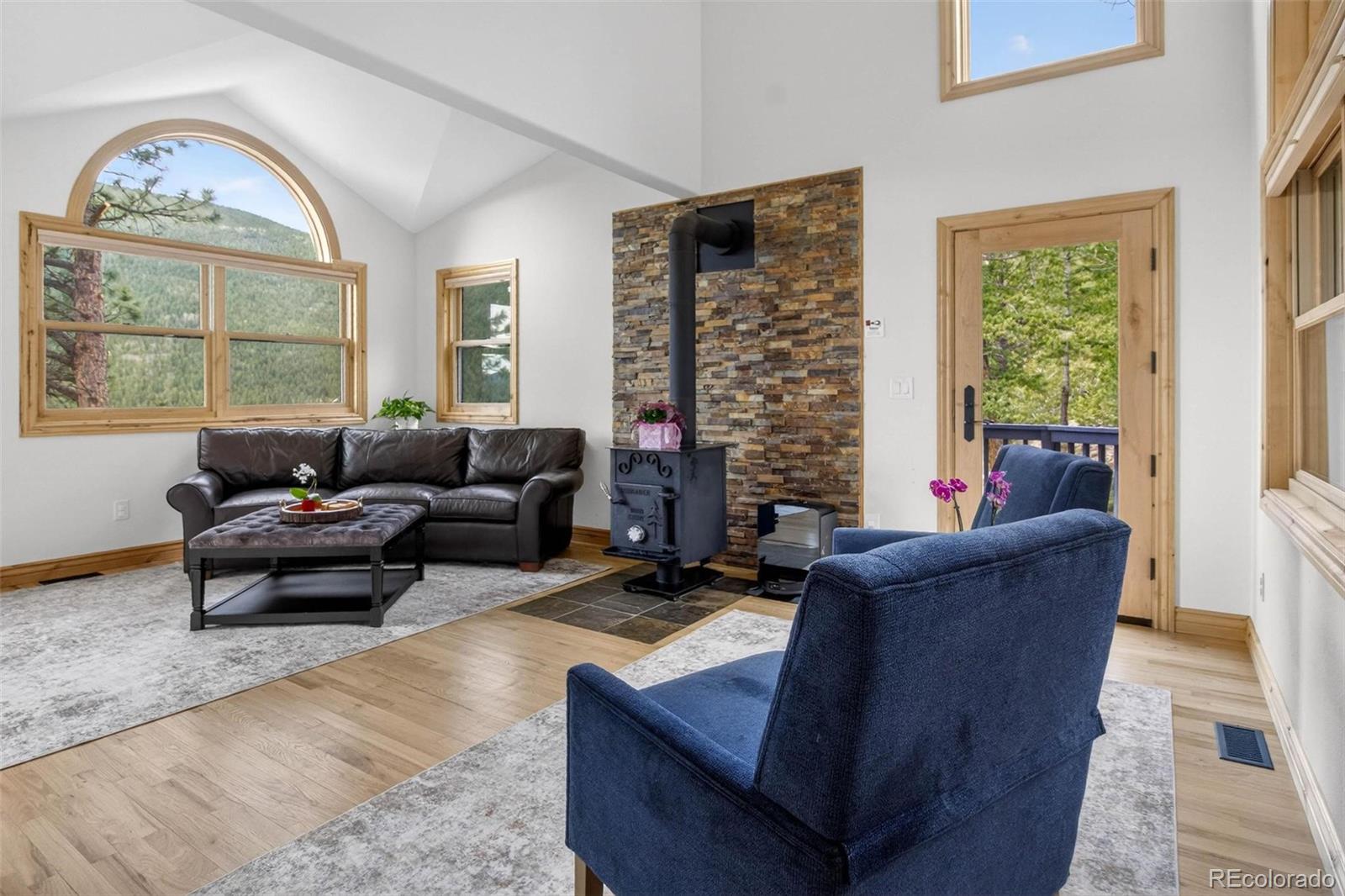 69 Spruce Court Evergreen, CO 80439 - Photo 6 of 46