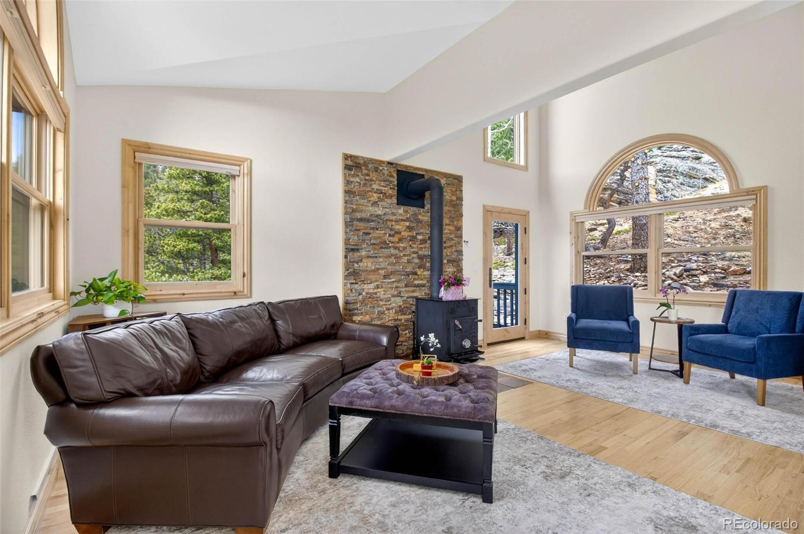 69 Spruce Court Evergreen, CO 80439 - Photo 7 of 46