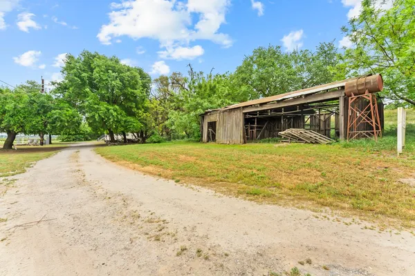 $999,000 | 53020 South River Road, Clarksburg, CA 95612