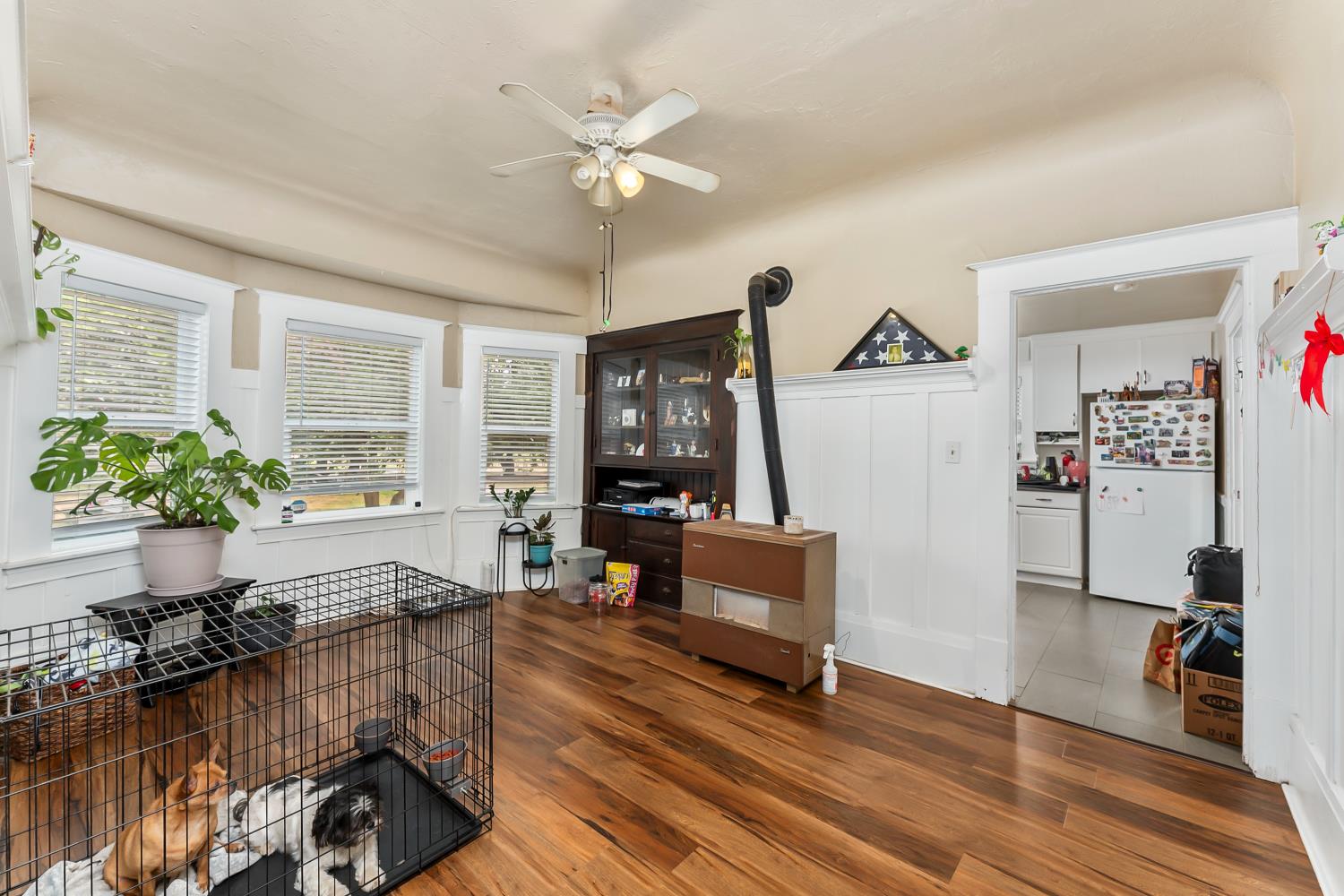 53020 South River Road Clarksburg, CA 95612 - Photo 19 of 42 a living room with furniture and wooden floor
