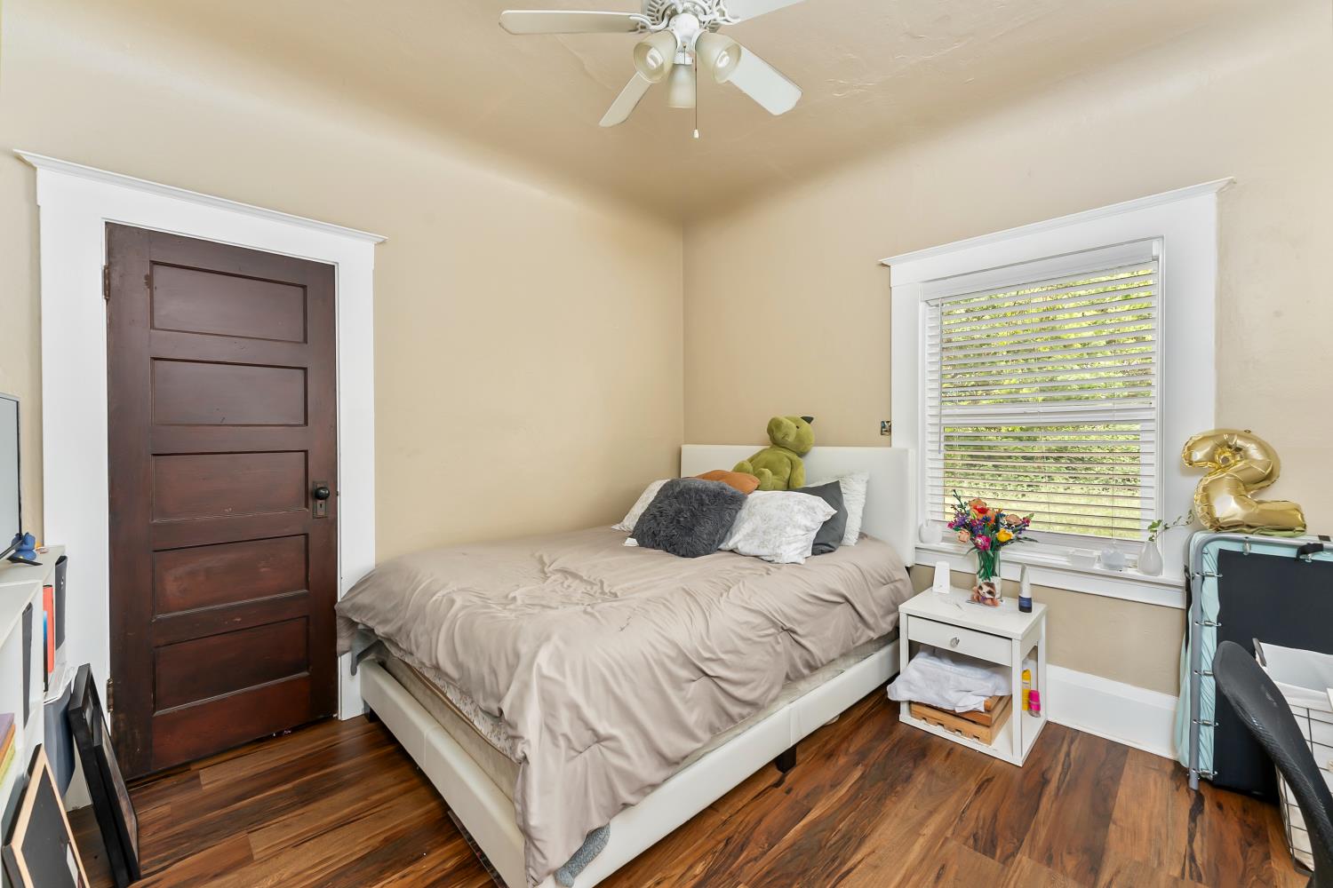 53020 South River Road Clarksburg, CA 95612 - Photo 24 of 42 a bedroom with a bed and a window