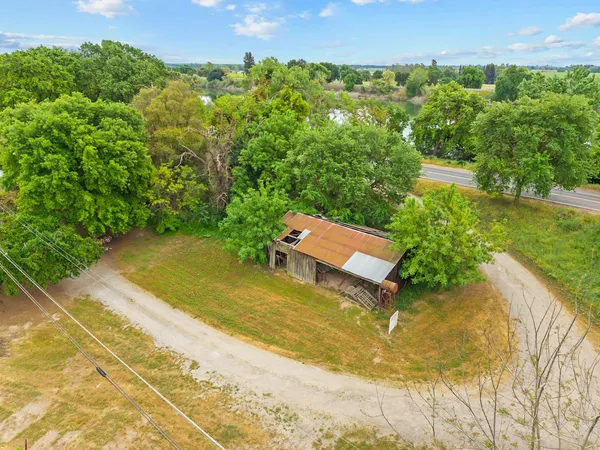 $999,000 | 53020 South River Road, Clarksburg, CA 95612