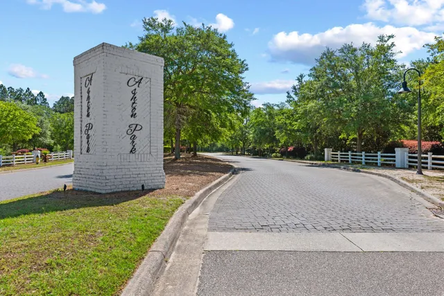 $2,500 | 439 Sweet Blossom Bend, Freeport, FL 32439