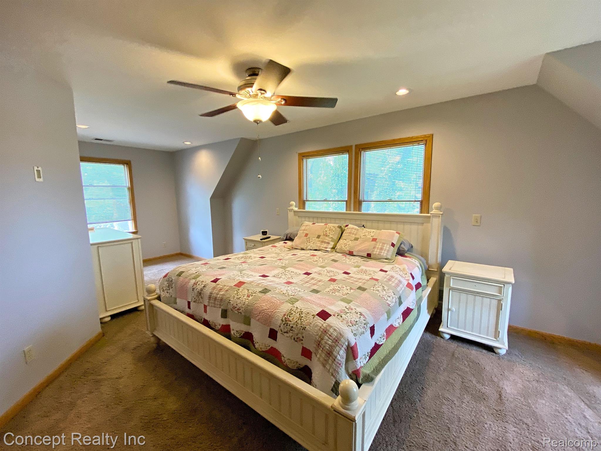 8533 Rucker Road Grosse Ile, MI 48138 - Photo 27 of 38 Gallery Image 27