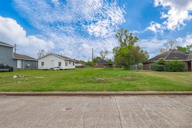 $69,000 | 870 Jackson Street, Beaumont, TX 77701