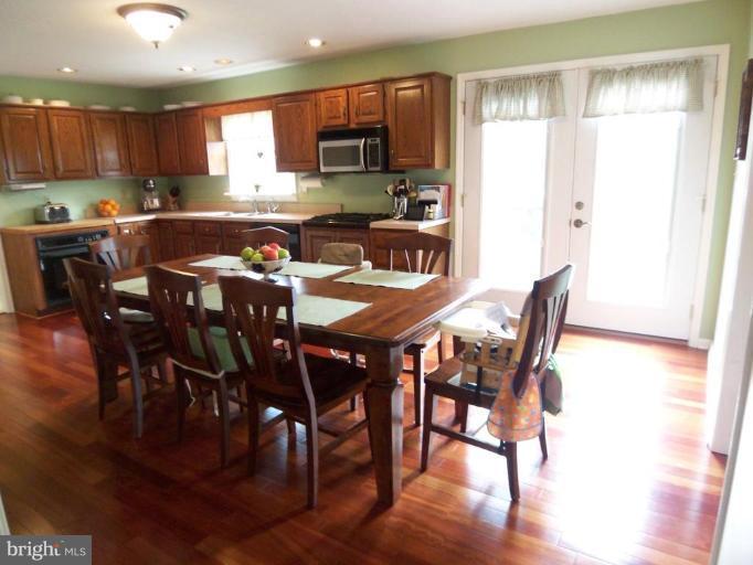 110 Asbury Road Winchester, VA 22602 - Photo 17 of 26 Kitchen #3