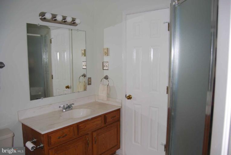 110 Asbury Road Winchester, VA 22602 - Photo 6 of 26 Bath #2