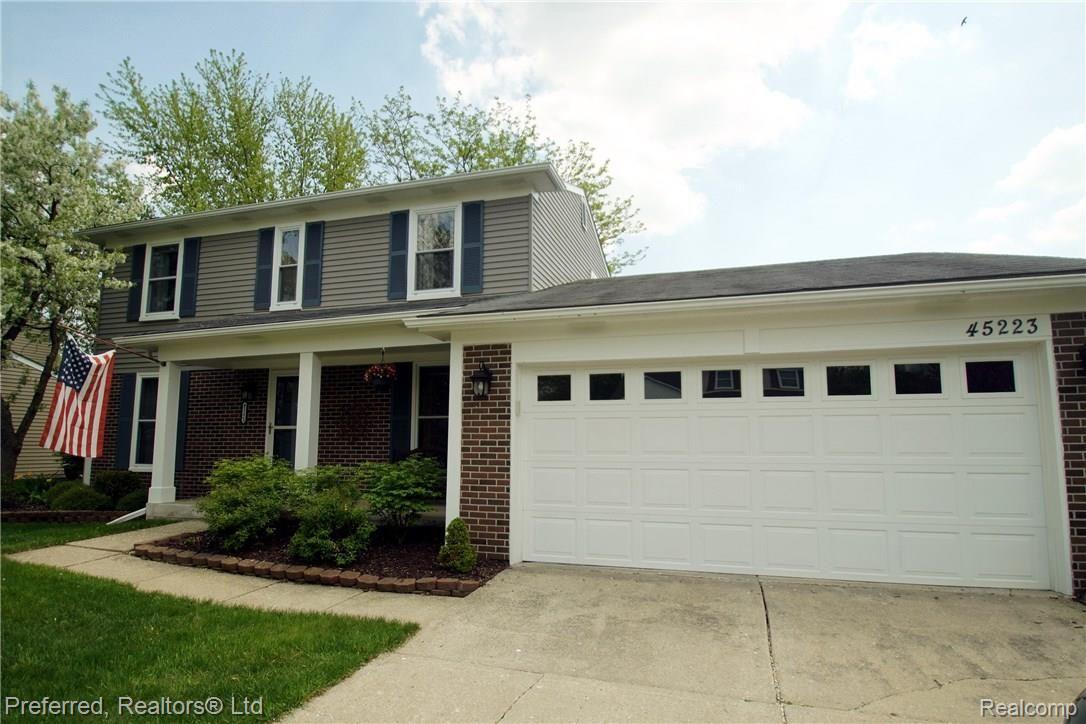 45223 Lemont Road Canton, MI 48187 - Photo 1 of 33 Web DSC07433.jpg
