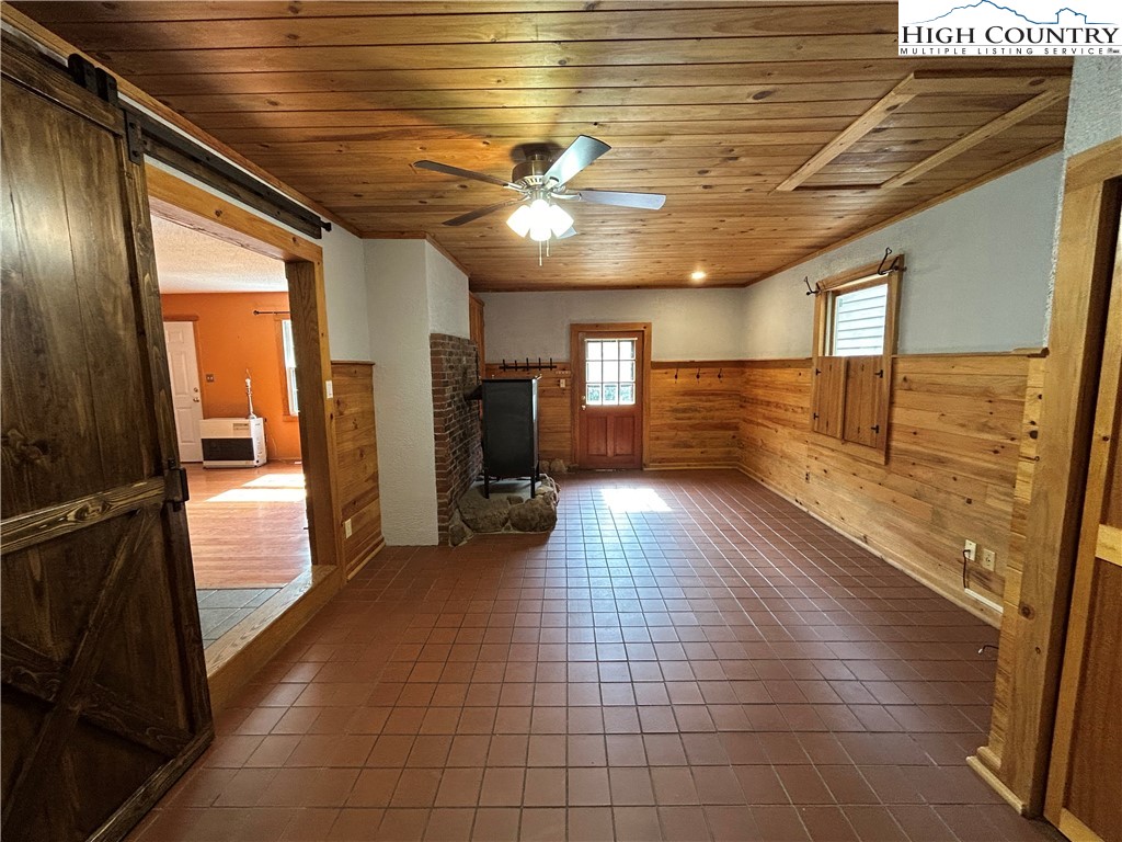 112 Knoll Drive Boone, NC 28607 - Photo 9 of 22