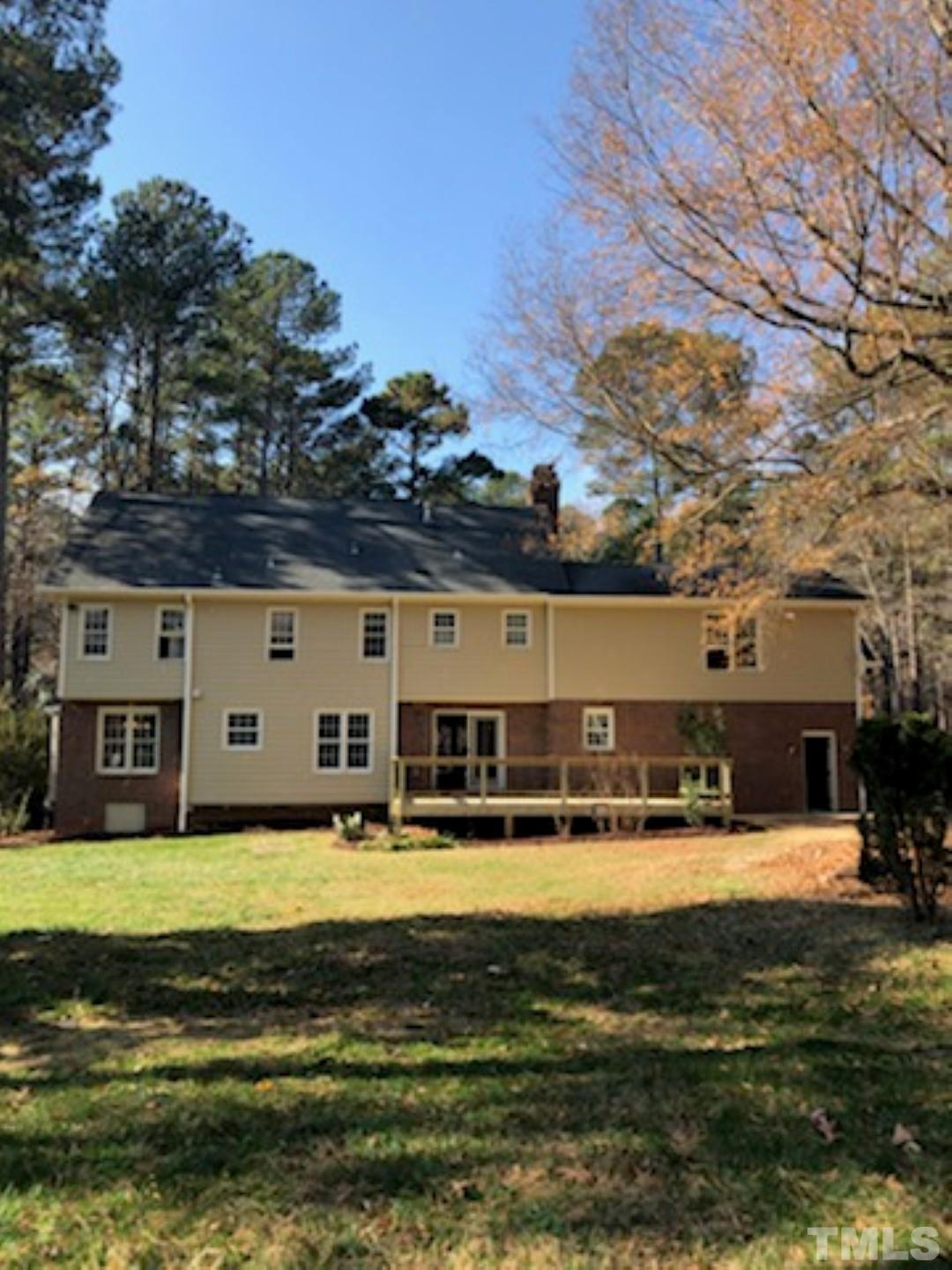9408 Barton Creek Road Raleigh, NC 27615 - Photo 4 of 20 a swimming pool view with a outdoor seating